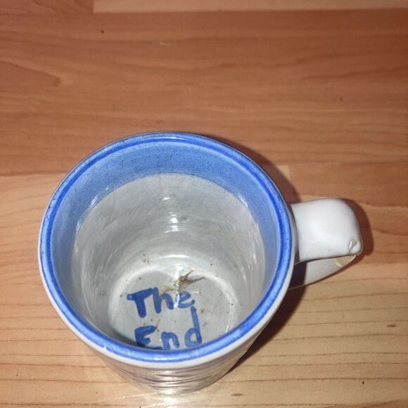 M A Hadley Signed Hand Painted Animal Cow Mug 10oz "The End" In The Bottom Chip - Picture 3 of 5